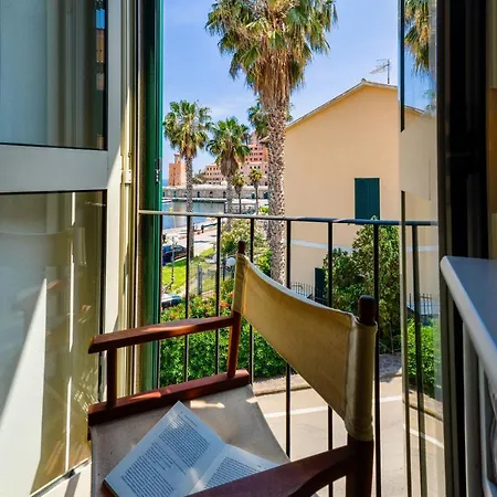 아파트 Loft Il Mare Front Sea