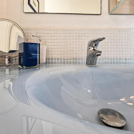 아파트 Loft Il Mare Front Sea *